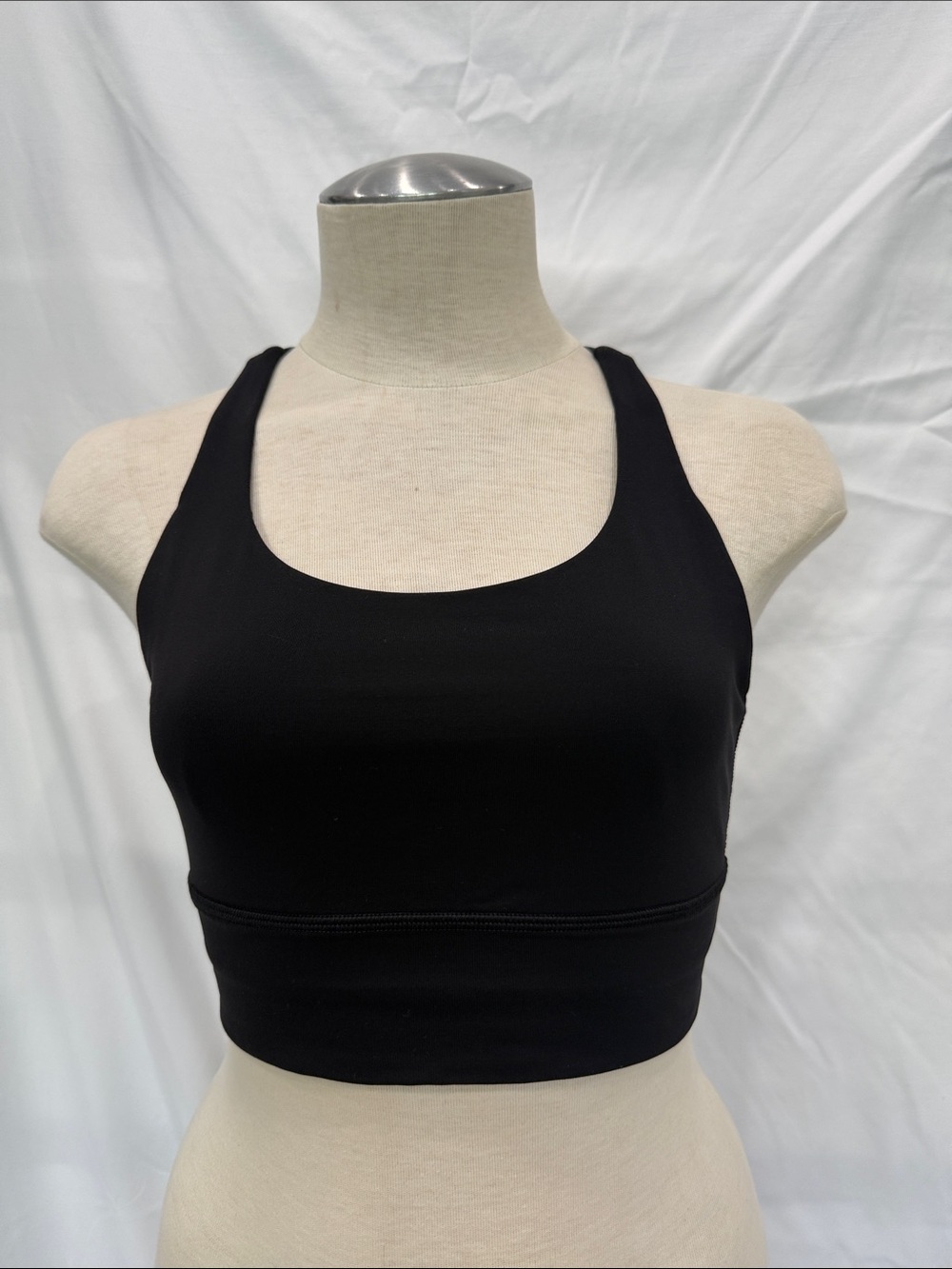 Lululemon Energy Bra ~ black - size 6 - excellent condition